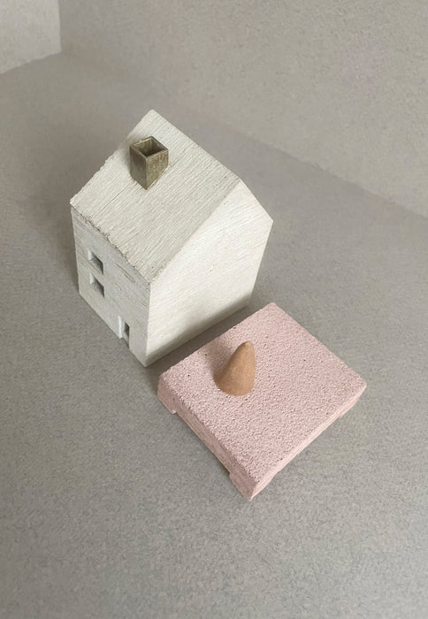 INCENSE POT House - Brick