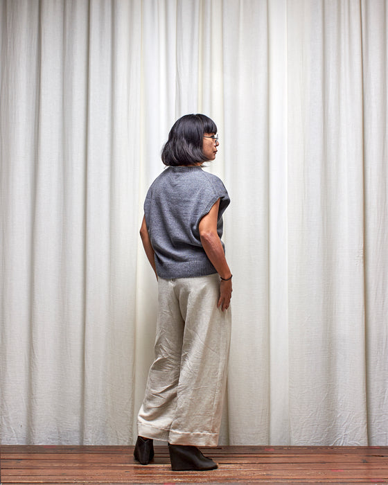KNITTED VEST - Basalt | MRS WOO X BROOD