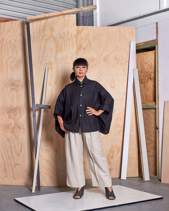 THE ADLER duster dresshirt - Black Linen