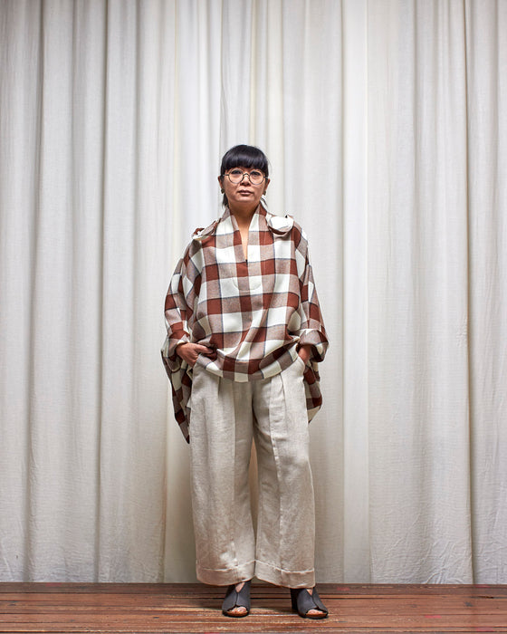 THE MESSENGER Poncho with Scarf - Wool Chocolate Check