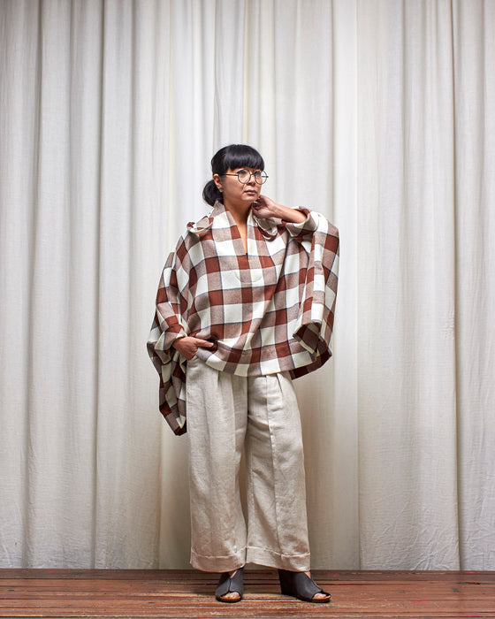 THE MESSENGER Poncho with Scarf - Wool Chocolate Check
