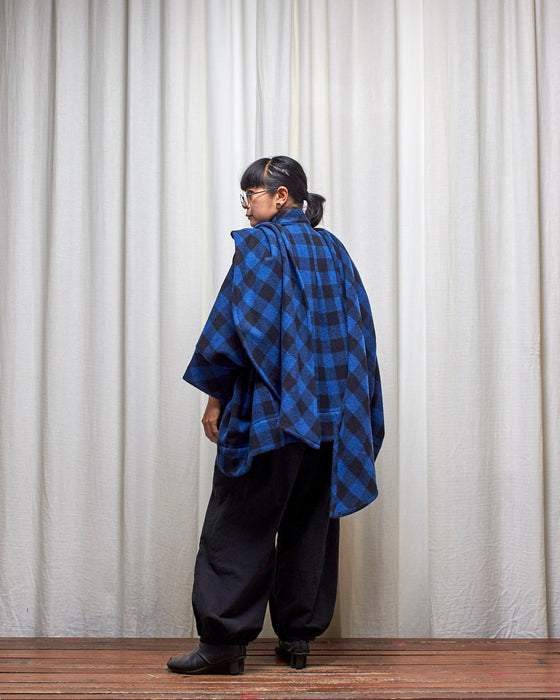 THE MESSENGER poncho with scarf - Wool Cobalt Check