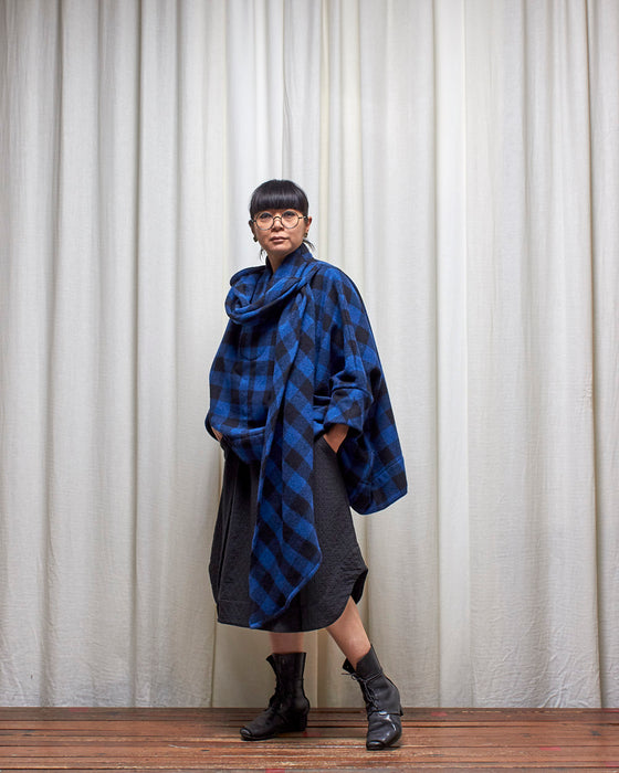 THE MESSENGER poncho with scarf - Wool Cobalt Check