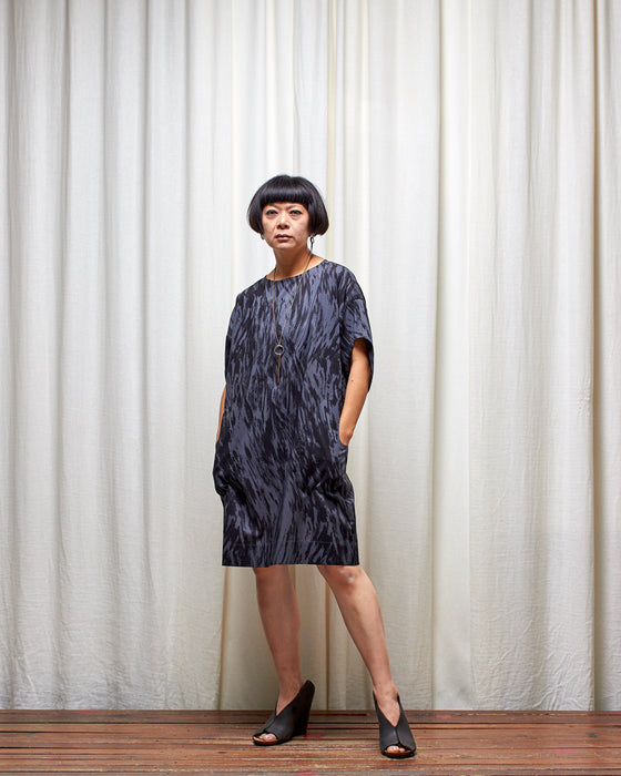 ASSIN dress - Dark Silver Bark