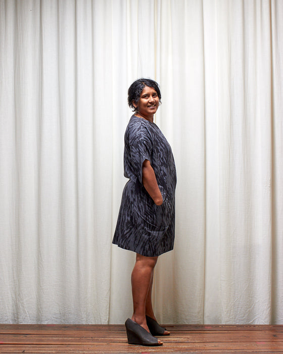 ASSIN dress - Dark Silver Bark