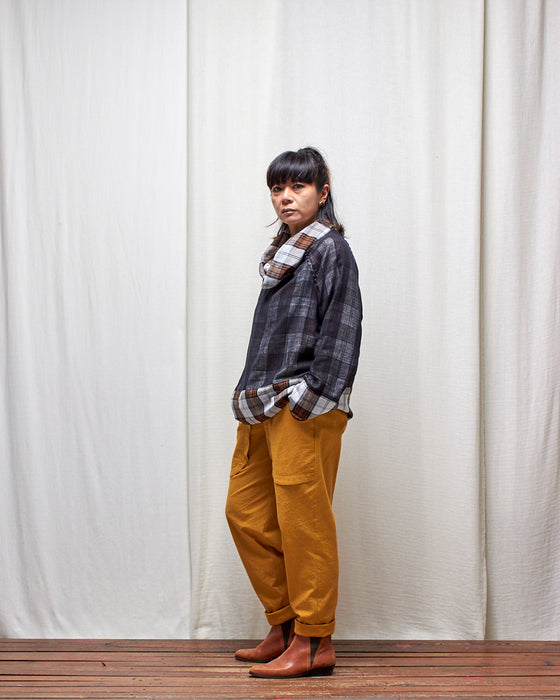 IRREVERSIBLE pullover - Mocha Plaid and Black