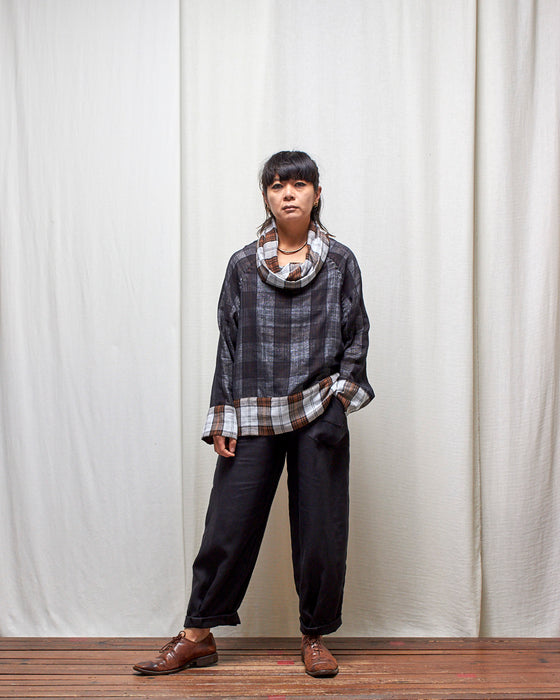 IRREVERSIBLE pullover - Mocha Plaid and Black