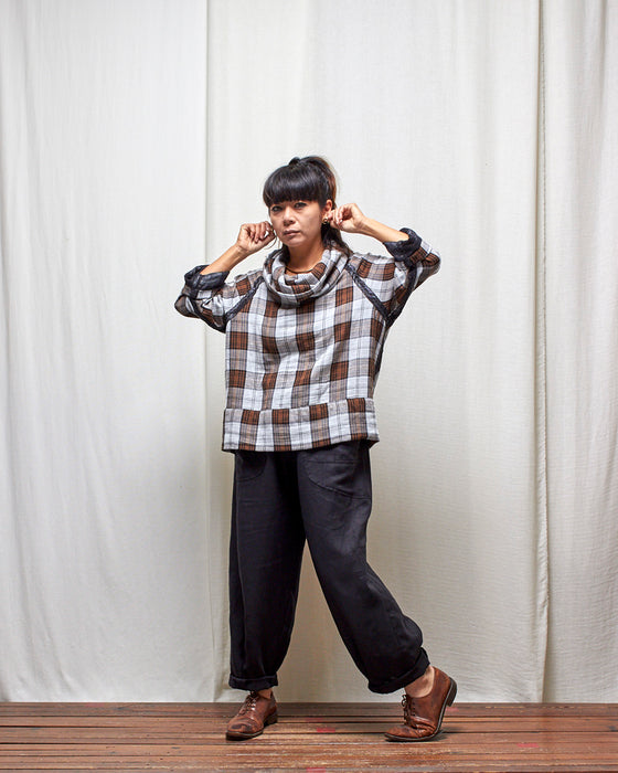 IRREVERSIBLE pullover - Mocha Plaid and Black