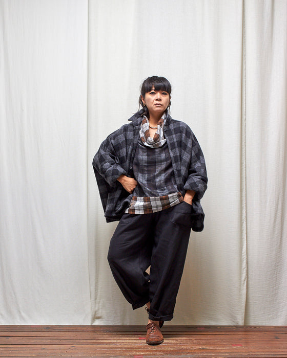 IRREVERSIBLE pullover - Mocha Plaid and Black