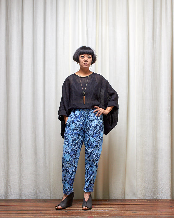 LAZY SUSAN pants - Blue Motifs