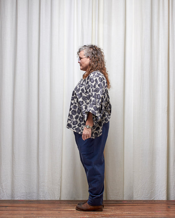 THE ADLER duster dresshirt - Charcoal Seed Flowers