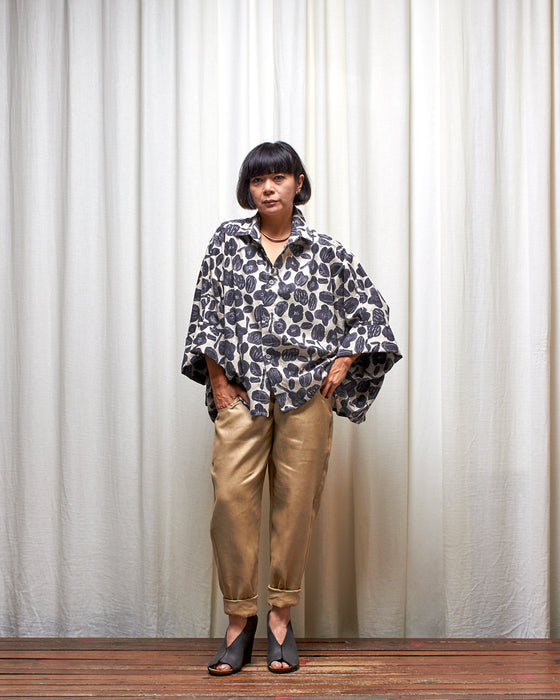 THE ADLER duster dresshirt - Charcoal Seed Flowers