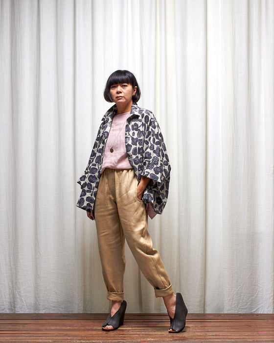 THE ADLER duster dresshirt - Charcoal Seed Flowers