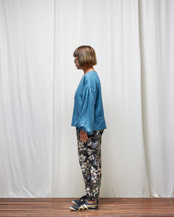 THE BOTANIST top - Pacific Blue Linen