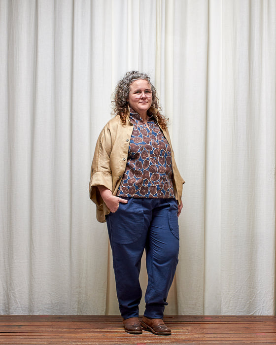 THE NARRATOR top - Mocha Seed Flowers