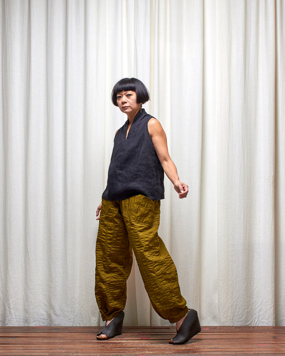 THE NARRATOR top - Black Linen