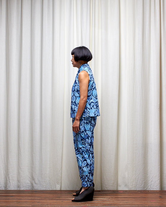 THE NARRATOR top - Blue Motifs