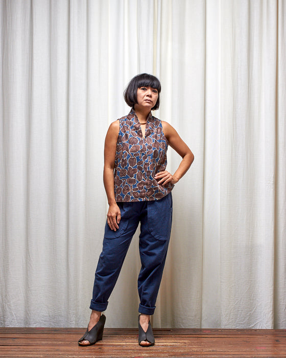 THE NARRATOR top - Mocha Seed Flowers