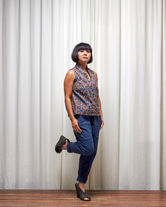 THE NARRATOR top - Mocha Seed Flowers