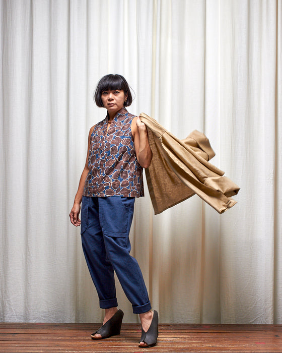 THE NARRATOR top - Mocha Seed Flowers