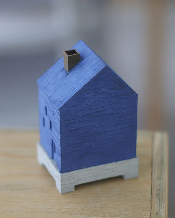 INCENSE POT House - Mrs Woo Cobalt