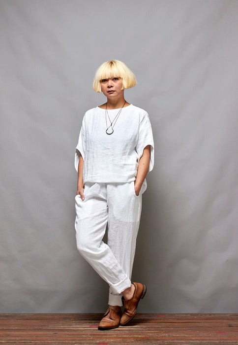 AVATAR top - White Linen LUCKY LAST