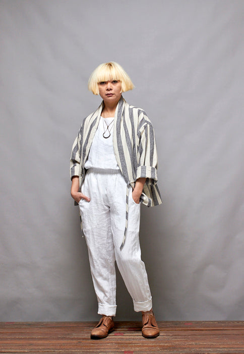 AVATAR top - White Linen LUCKY LAST