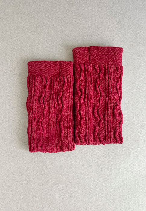 Teni Hand Warmers cosy fingerless wool gloves by Nishiguchi Kutsushita - dark red bordeaux